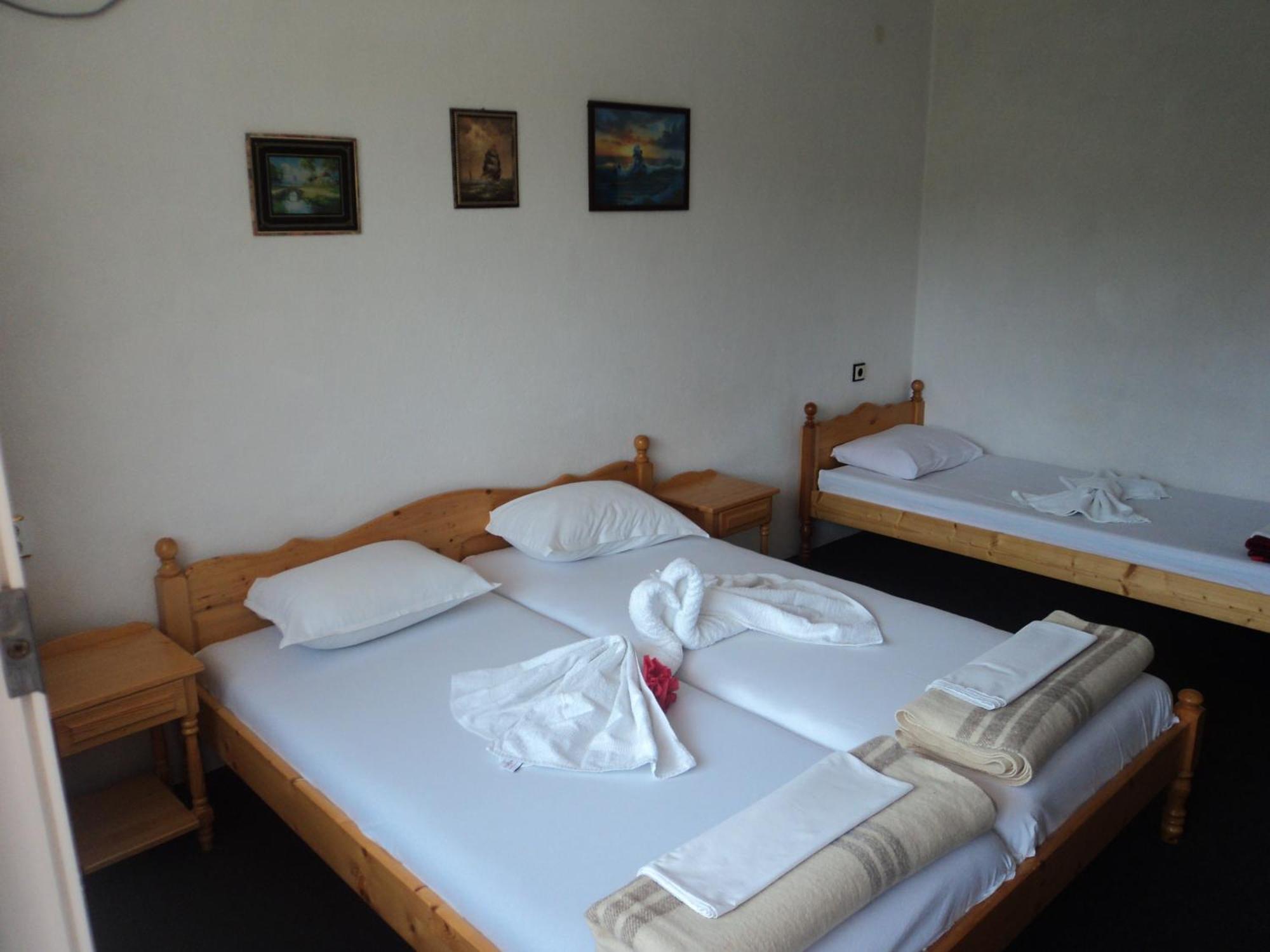 Guest House Drazhev Obzor Exteriör bild