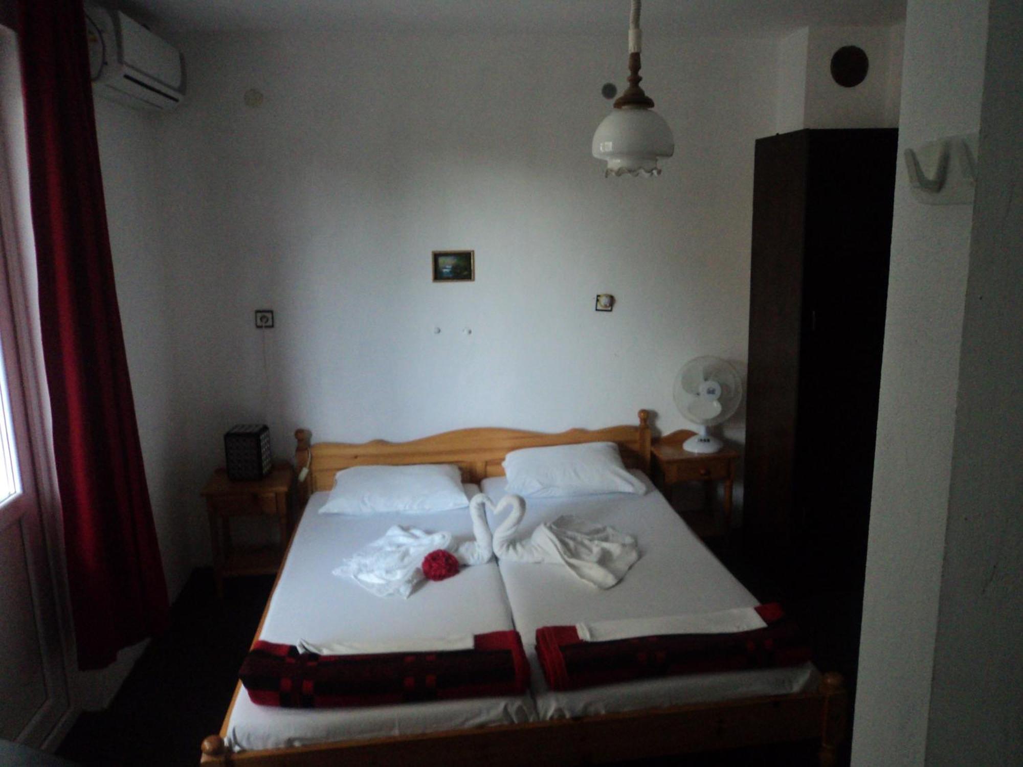 Guest House Drazhev Obzor Exteriör bild